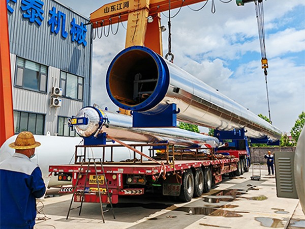 實(shí)驗型真空熱壓罐發(fā)貨現(xiàn)場